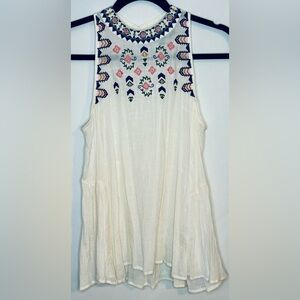 Women's Living Doll Los Angeles Sleeveless Embroidered Flowing Top | Size Small